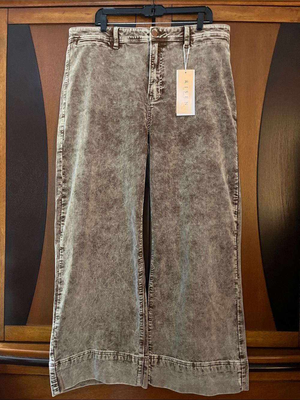 NWT Risen Mocha Acid Washed Wide Leg Corduroy Jeans w/Faux Welt Front Pockets